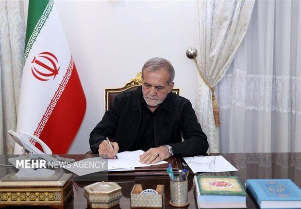 پیام پزشکیان در پی انتخاب مجدد قالیباف به ریاست مجلس