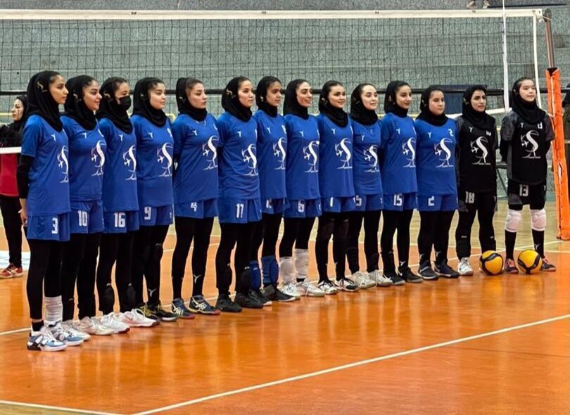 اعتراض ستاره فوتبال ایران به ترکیب تیم ملی والیبال بانوان 