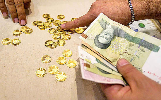 مالیات‌ستانی از سکه‌های پیش‌فروش شده زیر ذره‌بین منتقدان