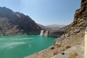 نژادبهرام: پایتخت‌نشینان تخلیه کنند کجا بروند؟ | ۹۰ درصد کشور درگیر بحران کم‌ آبی‌ است | ستاد ملی تشکیل شود