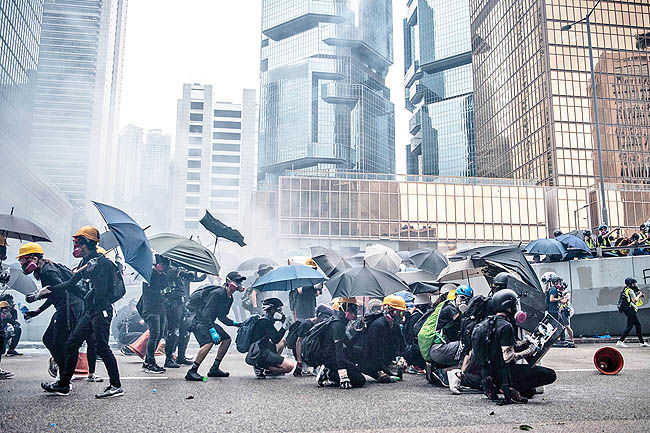 آزمون خیابانی معترضان در هنگ‌کنگ؛ آیا اینبار مردم به نتیجه دلخواه می‌رسند؟