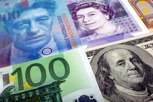 کاهش یورو و پوند همزمان با افزایش دلار آمریکا