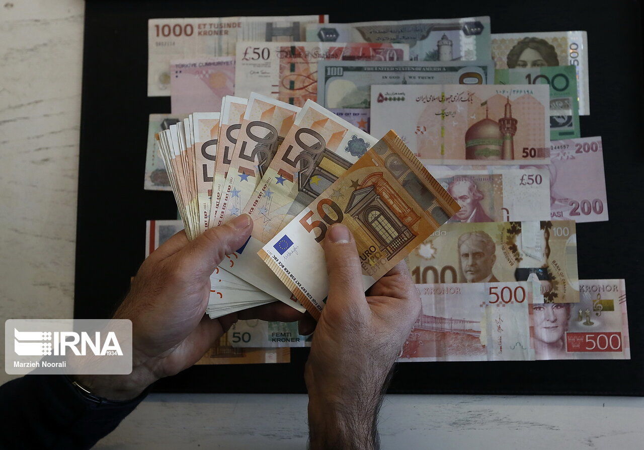 افزایش نرخ رسمی یورو و ۲۰ ارز دیگر 