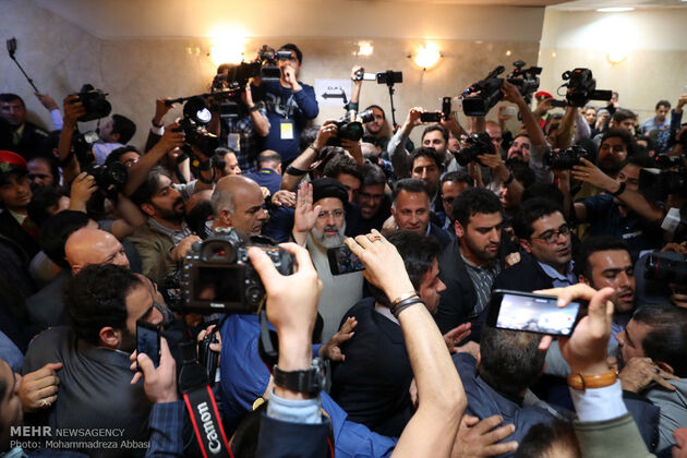 ثبت نام روحانی و رئیسی در انتخابات ریاست جمهوری
