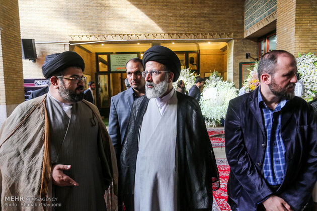تصاویر مراسم ختم همسر آیت الله علم الهدی