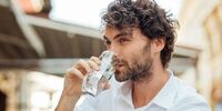 تاثیر شگفت انگیزی که نوشیدن آب بر روی مغز می گذارد