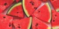 خوردن این میوه آبدار جوانتان می کند