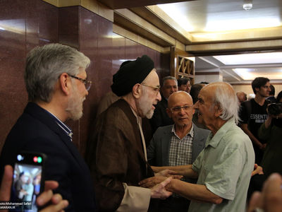 تصاویر| ملاقات خاتمی و شفیعی کدکنی در یک مراسم | وزرای روحانی و پزشکیان هم بودند