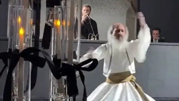 فیلمی که جنجال به پا کرد / چرا مراسم ترحیم به کارهایی غیرمتعارف آمیخته می شود؟