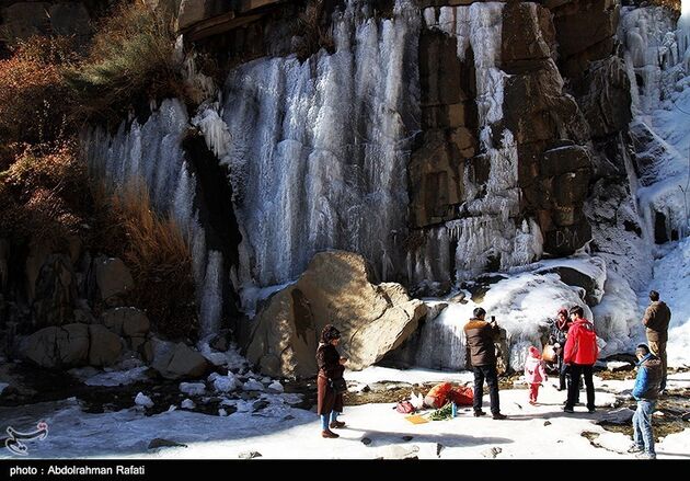 یخ زدن آبشار گنجنامه همدان