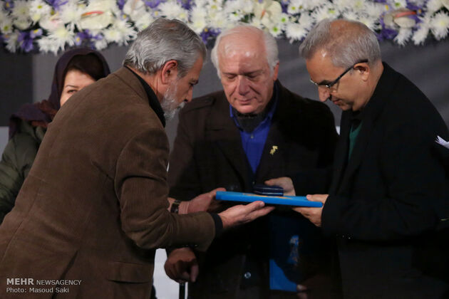 رونمایی از پوستر سی و پنجمین جشنواره فیلم فجر