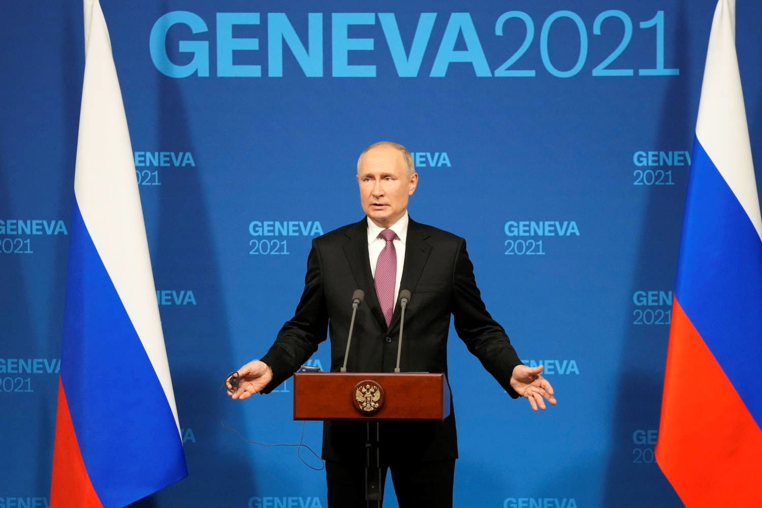 وال استریت ژورنال: پوتین به راحتی خواسته‌هایش را بر غرب تحمیل می‌کند