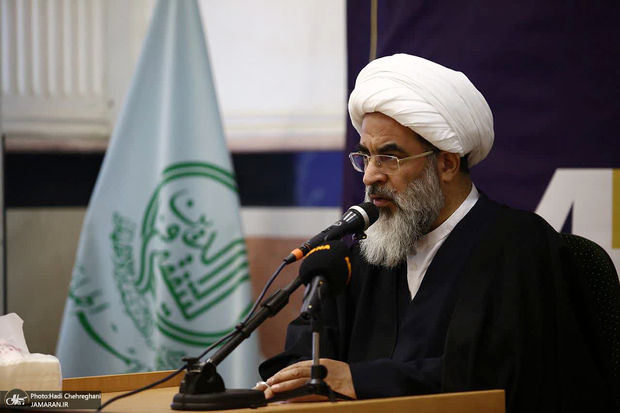 آیت‌الله فاضل لنکرانی: مسأله حجاب مغفول واقع شده است/ بحث زنان در قانون و مجلس و حتی در جامعه مشکلات اساسی دارد

