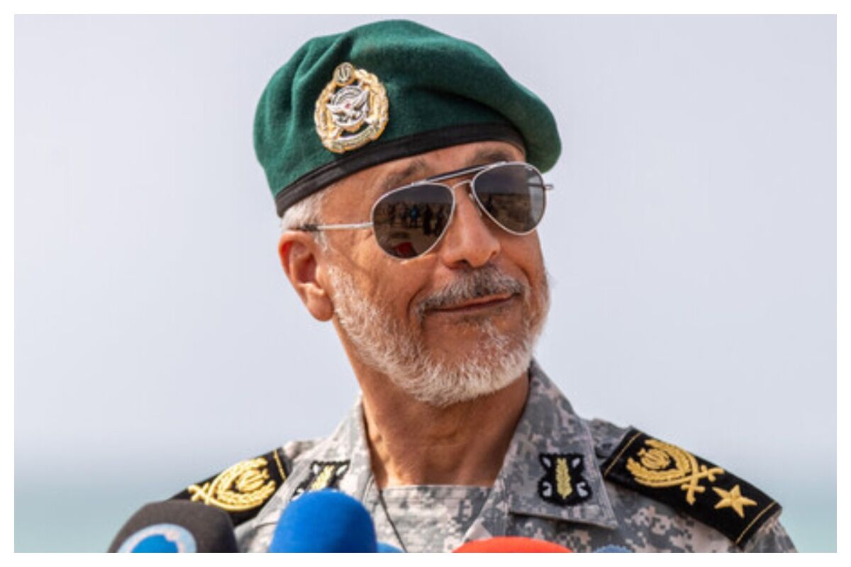 دریادار سیاری: هرمز بسته است؛ عبور باید با هماهنگی باشد وگرنه می‌بینید چه اتفاقی می‌افتد+ فیلم