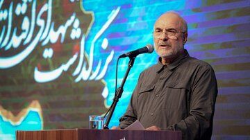 قالیباف: در مدت ۱۲ سال با دو شخصیت بشار اسد روبه‌رو بودیم/ برخی از کشورهای همسایه در سقوط بشار اسد کمک کردند