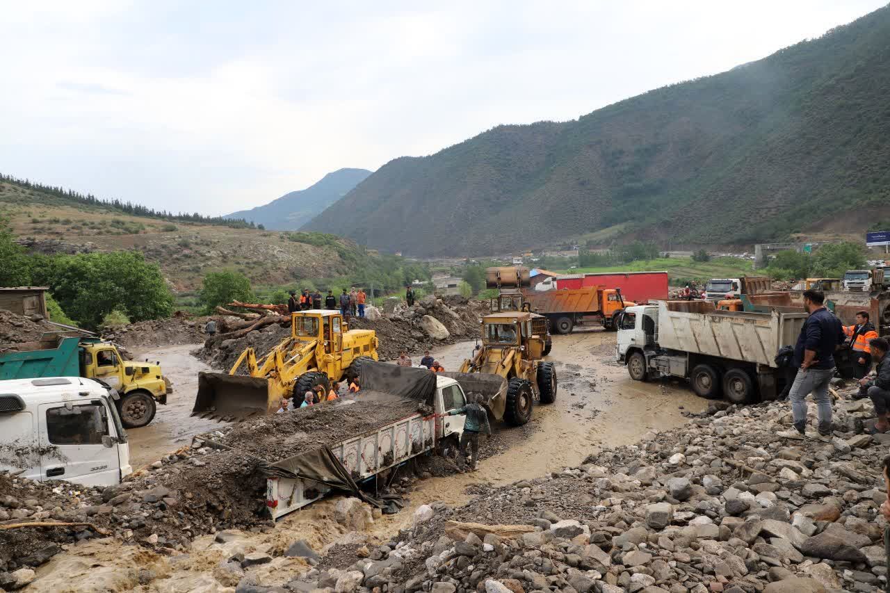 آخرین وضعیت امدادرسانی در سیل سوادکوه / این جاده به زودی بازگشایی می‌شود