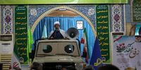 خطبه‌های نماز جمعه روی لندکروز جنگی +عکس