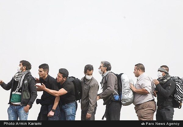 زائران اربعین در مرز مهران