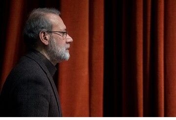 علی لاریجانی کاندیداتوری اش را تکذیب کرد
