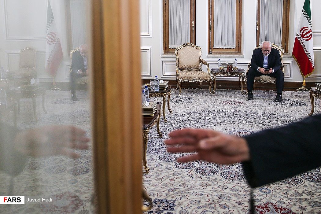 ظریف به استعفای سعد حریری واکنش نشان داد/ نقش داماد ترامپ در کناره‌گیری حریری
