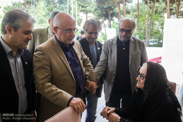 مراسم تجلیل از هنرمندان پیشکسوت متولد فروردین