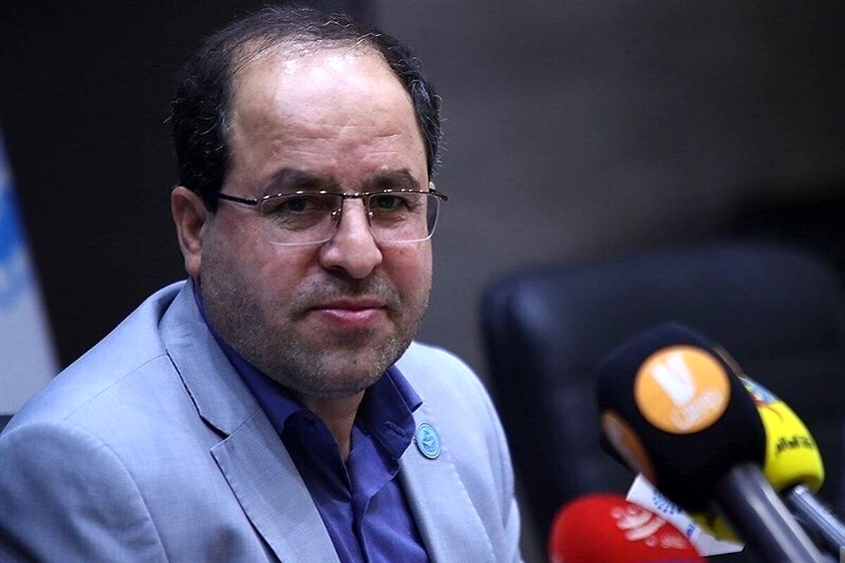 رئیس دانشگاه تهران: یک استاد را هم اخراج نکردیم!