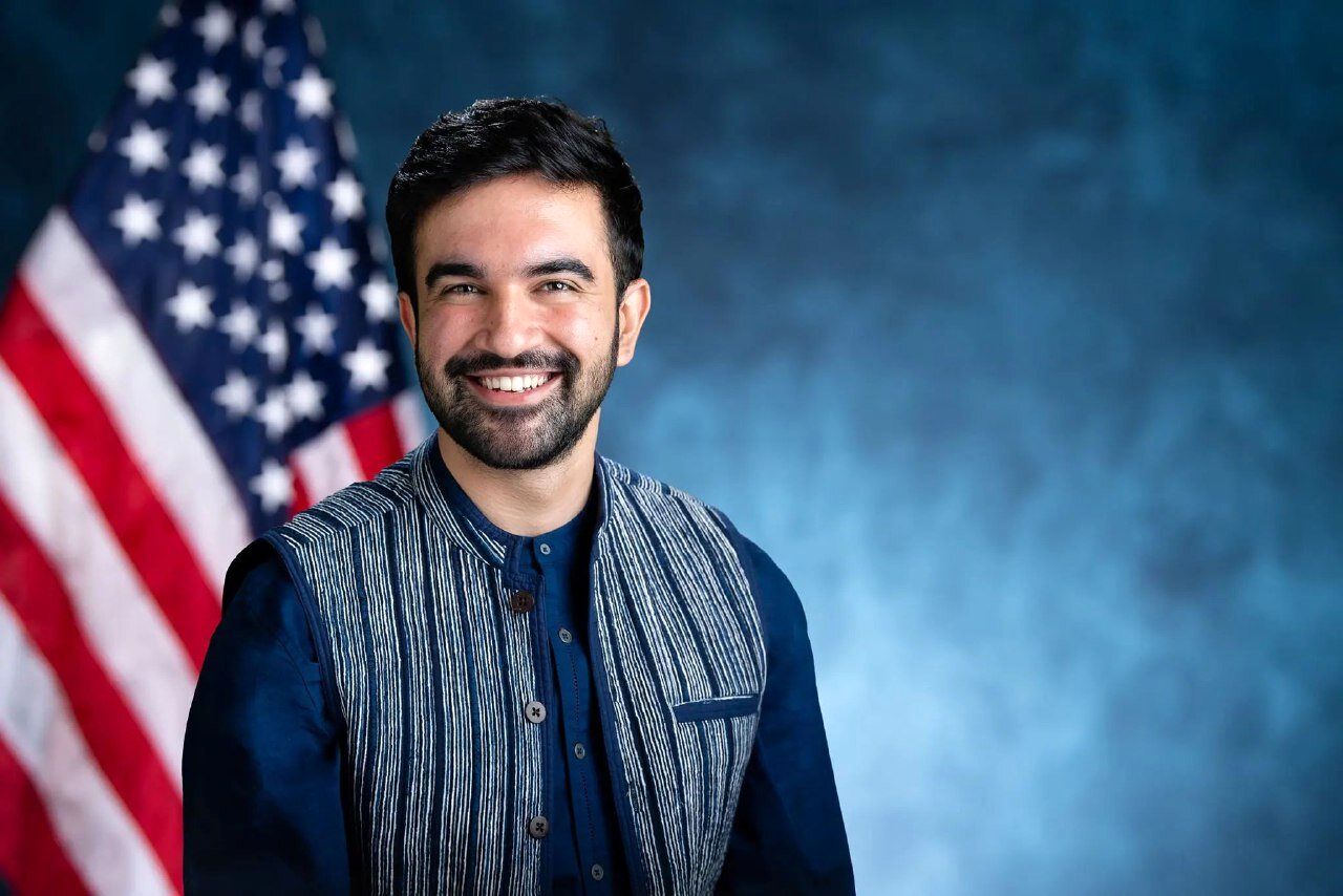 افتتاح دفتر ممدانی با روضه امام حسین (ع)+ فیلم