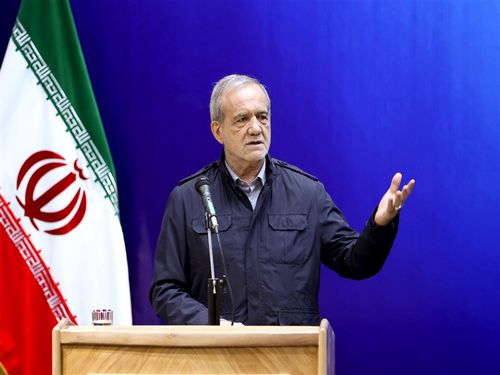 پزشکیان: بخشی از دهک‌بندی‌های فعلی مبتنی بر اطلاعات دقیق و به‌روز نیست/ دهک‌بندی خانوارها باید بر پایه داده‌های دقیق بازنگری شود/ شکل‌گیری برخی رویه‌های ناعادلانه در طول سال‌های گذشته نباید به امری عادی تبدیل شود