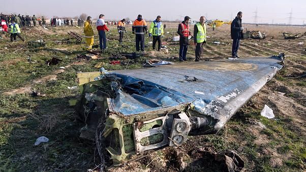 اولین توییت ظریف پس از اعلام علت سقوط هواپیمای اوکراینی