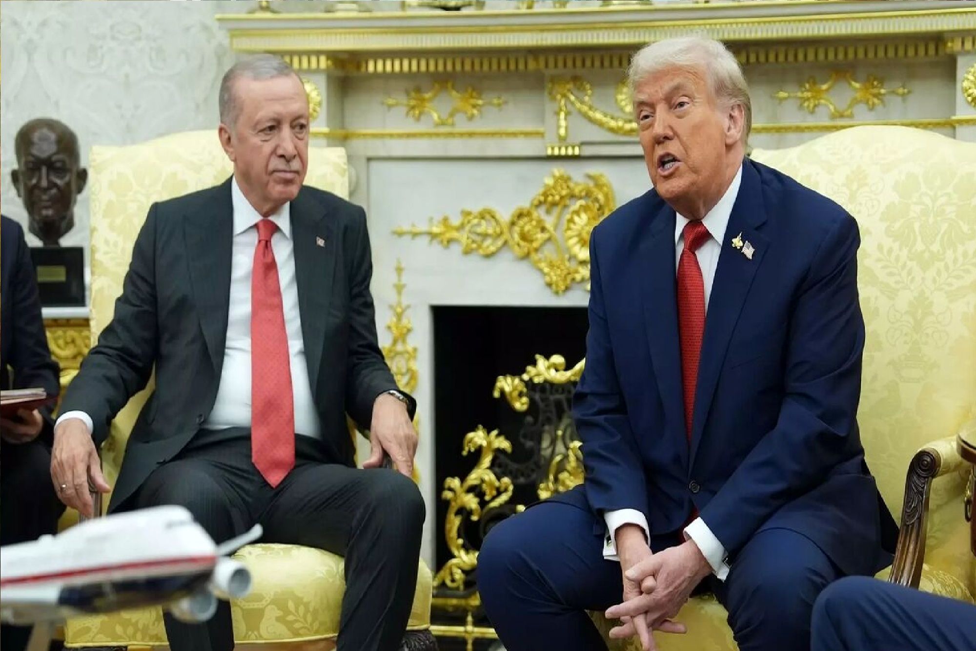 اردوغان؛ به سلاح‌های مورد علاقه‌اش می‌رسد؟ | ترامپ دست دوستی به سوی ترک‌ها دراز کرد