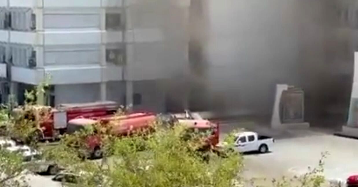 آتش‌سوزی بزرگ در ساختمان وزارت بهداشت+ فیلم