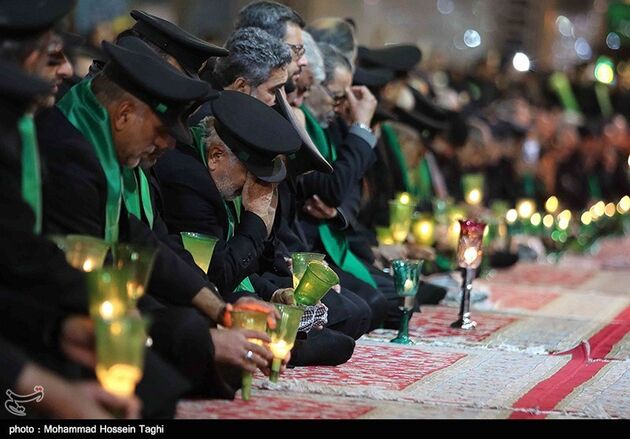 شام غریبان امام رضا (ع) در حرم رضوی