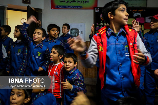 تماشای فینال آسیا در مدارس مشهد