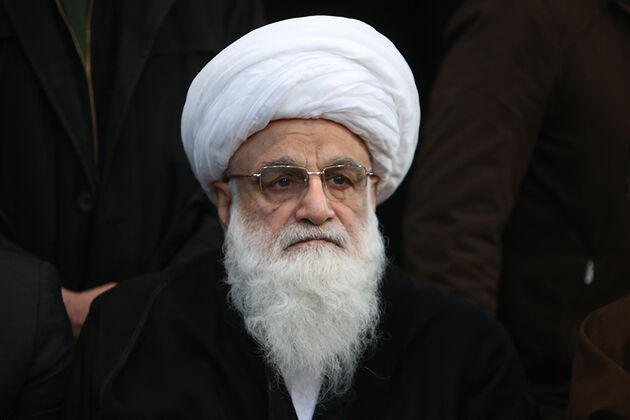 وداع مسئولان با پیکر آیت الله هاشمی در حسینیه جماران