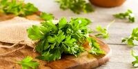  این سبزی را  قبل از عمل جراحی به هیچ وجه نخورید!