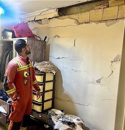 انفجار در یک آپارتمان در تهران/ بخشی از ساختمان تخریب شد