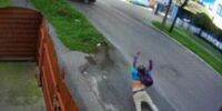 صحنه دلخراش از تصادف وحشتناک موتورسوار/راننده به پرواز درآمد+فیلم