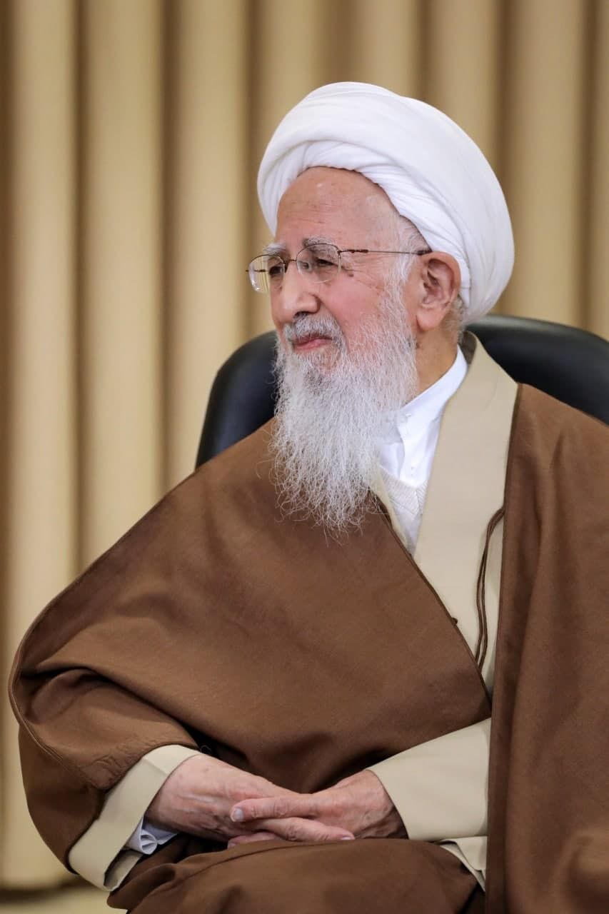 آیت‌الله جوادی‌آملی : آسیب به نظام، مصداق جهل است /امروز برای ترویج حجاب باید راهکارهای منطقی و آموزشی ارائه شود