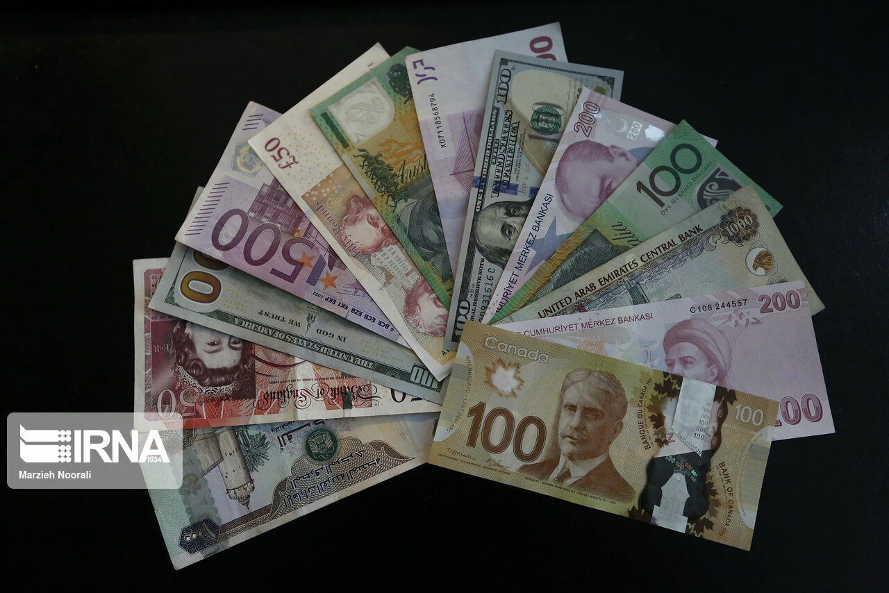 نرخ رسمی دلار ، یورو و پوند امروز 29 دی 