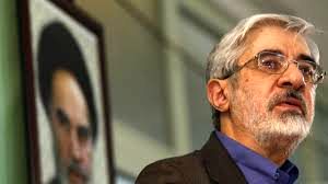 پس لرزه انتقادات تند کیهان از میرحسین موسوی/ اصل فحش بده، به سن وسال طرف چه کار داری؟
