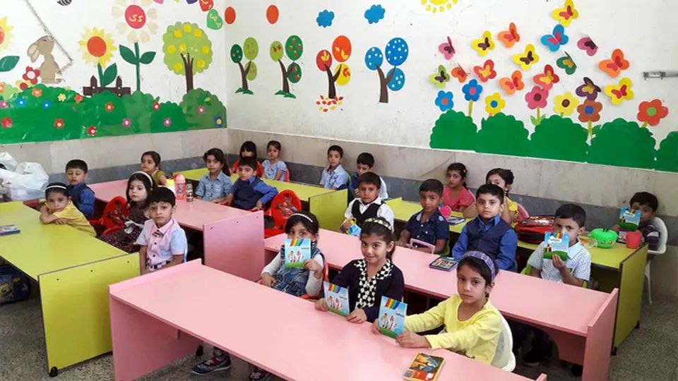 ۹ هزار کودک در آمار بازماندگان از تحصیل/ معاون وزیر: پیشدبستانی جای کلاس اول نیست