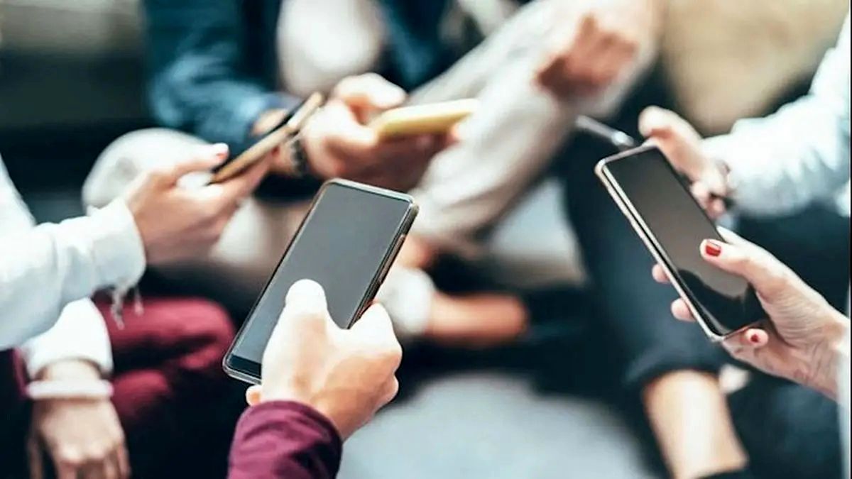 پاسخ متفاوت نسل Z به بحران های اقتصادی | تحریم، نسلی از بیکاران و بی اعتمادها را پدید میآورد