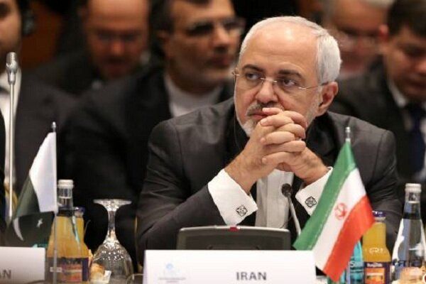 پاسخ وزیر خارجه ایران به ترامپ /ظریف :«تیم ب» یک حرف می زند و ترامپ حرف دیگر

