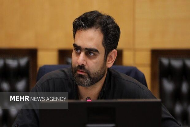 واکنش تند ثابتی به اظهارات اخیر روحانی/ خواب‌های دیگری برای آینده خود می‌بینند