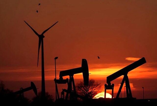 افزایش ۵۰ درصدی درآمدهای نفتی کشور

