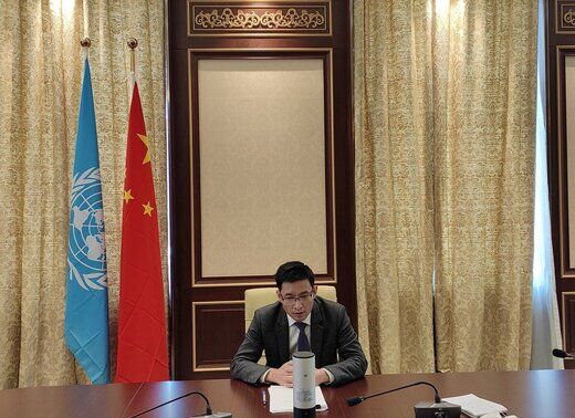 چین: آمریکا با لغو تحریم‌ های ایران گام اول را بردارد