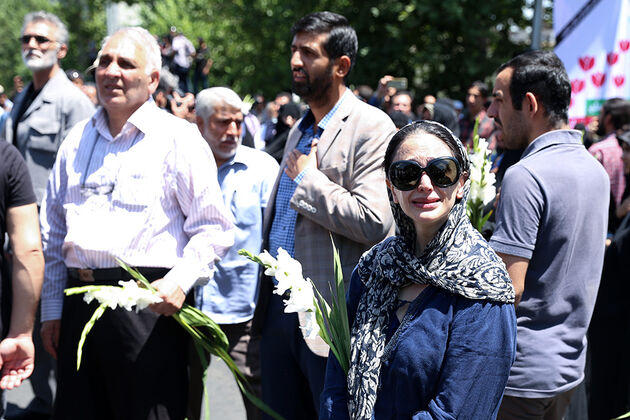 مراسم باشکوه تشییع پیکر شهدای حوادث تروریستی تهران
