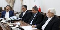 عارف: تقسیم کار بین‌المللی برای ضربه به اقتصاد ایران ایجاد شده است