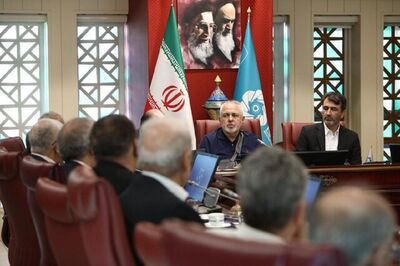 ظریف: راه‌حل‌های قدیمی منافع مشخصی دارند/ دنبال راه‌حل‌های جدید باشیم