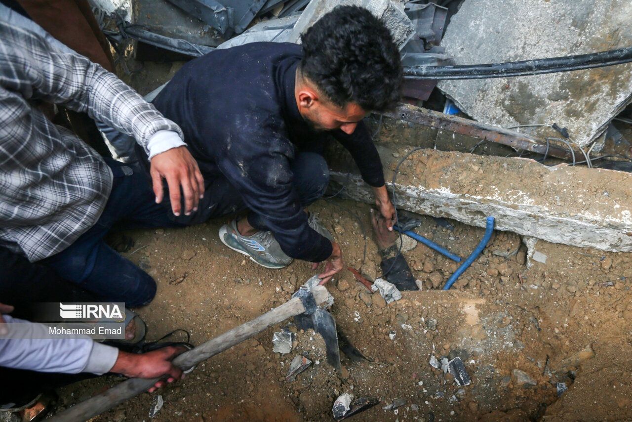 120 گور دسته جمعی در غزه کشف شد 
